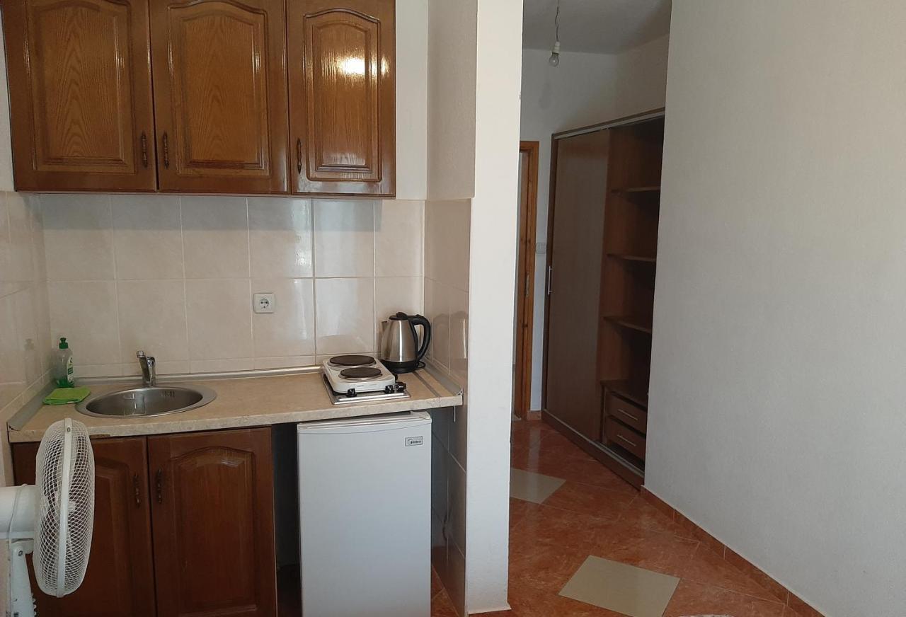 דוברה וודה Apartments Nurkovic חדר תמונה